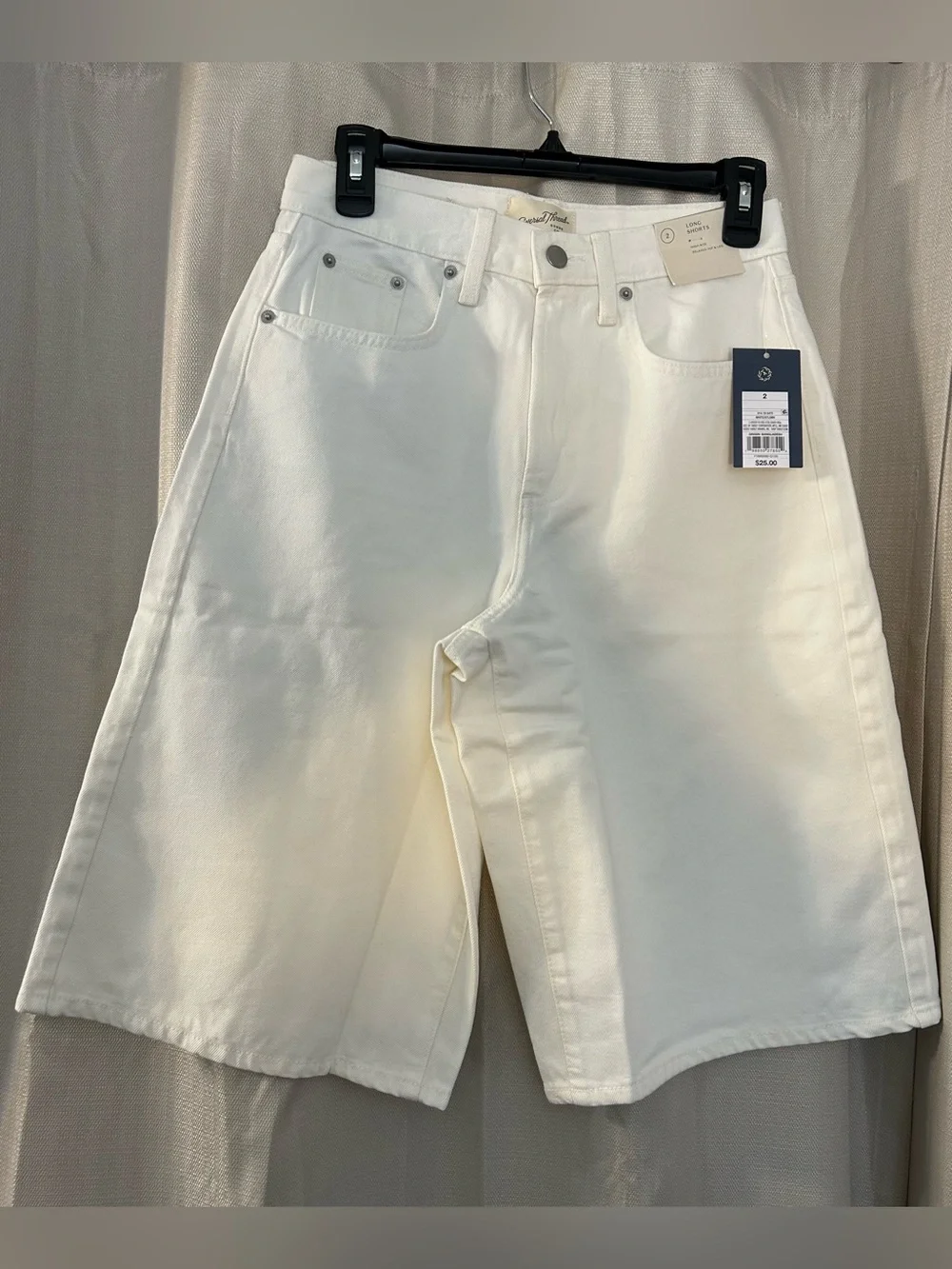Universal Thread White High Rise Wide Leg Baggy Denim Long Shorts